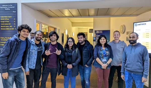 Gruppe internationaler Studierender der H-BRS (Team bit-bots) in Nottingham