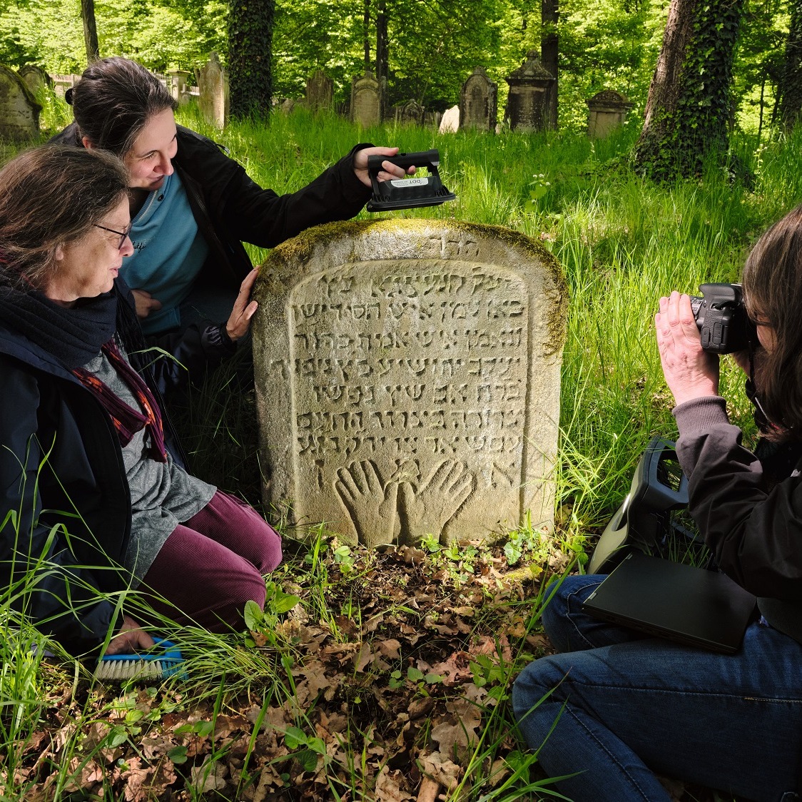 In Stein verewigt, digital zugänglich: jüdische Friedhöfe in Deutschland